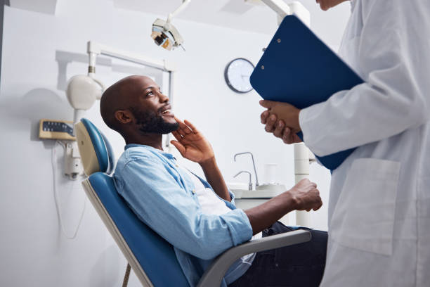 Best Emergency Tooth Extraction in La Vernia, TX