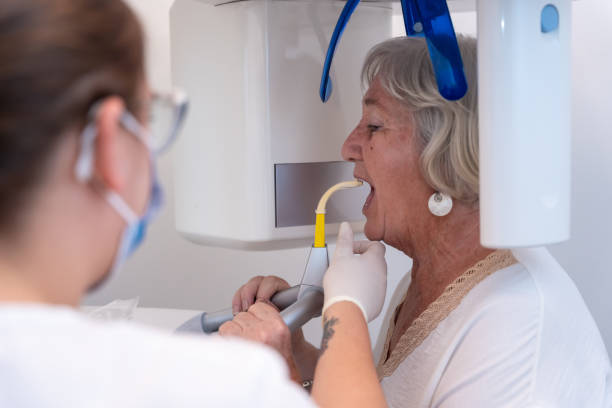 Best Emergency Dental Care for Broken or Chipped Teeth in La Vernia, TX